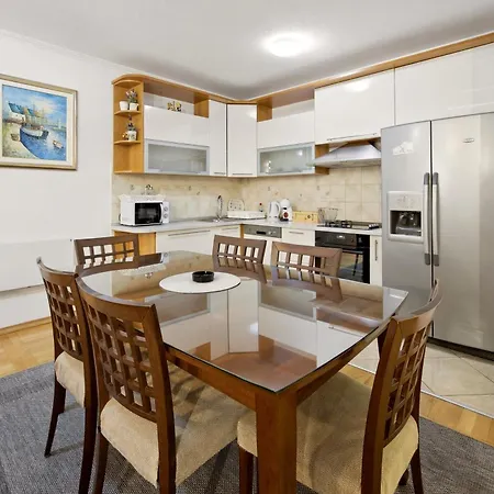 Apartamento Avdic Makarska