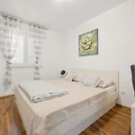 Appartement Avdic Makarska