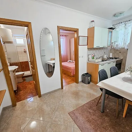 Apartment Avdic *