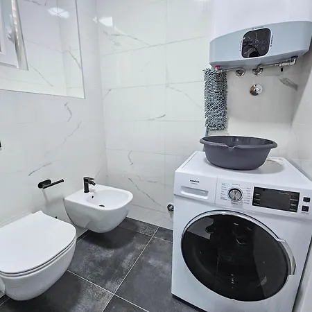 Avdic * Μακάρσκα