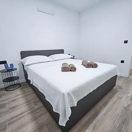 Apartment Avdic Makarska