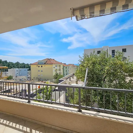Avdic Apartment Makarska