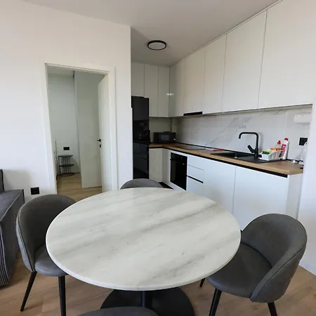 Avdic Apartman *