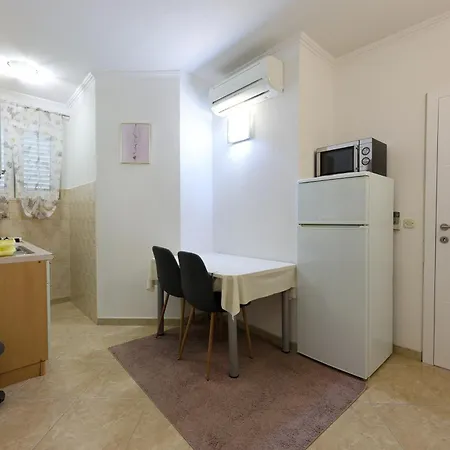 Avdic Apartman *