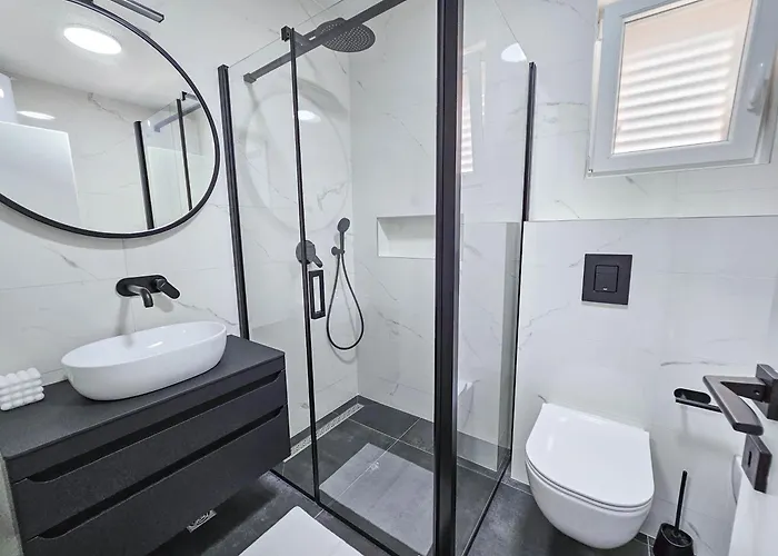 Avdic 마카르스카