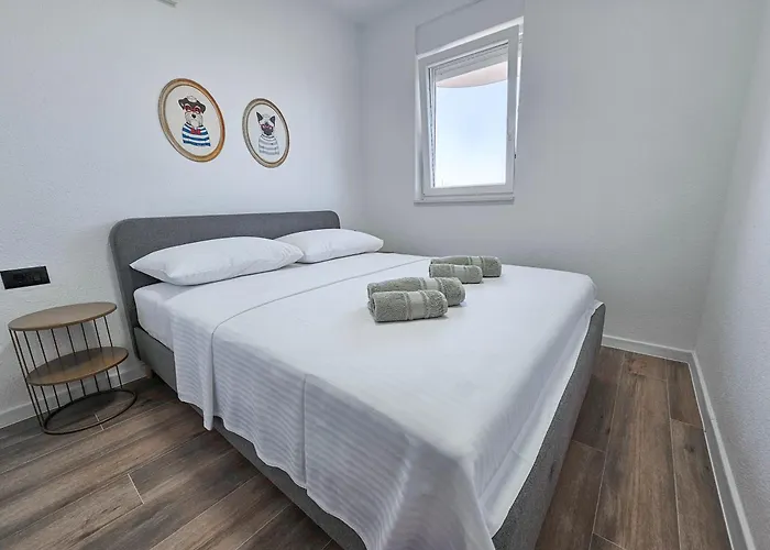 아파트 Avdic 마카르스카