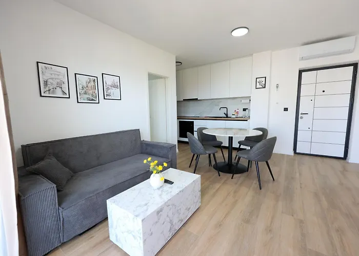 Avdic * 마카르스카