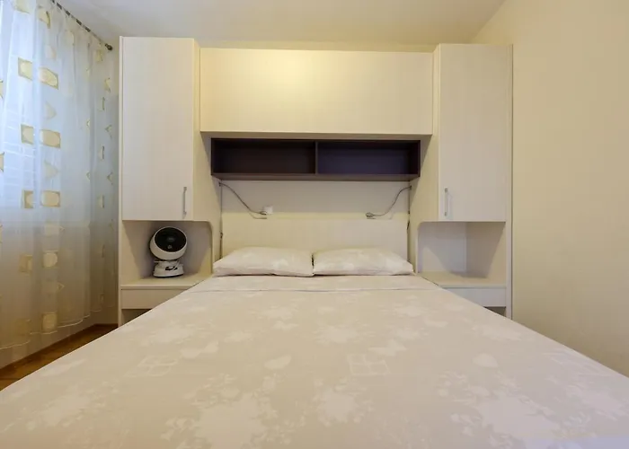 Avdic 아파트 마카르스카