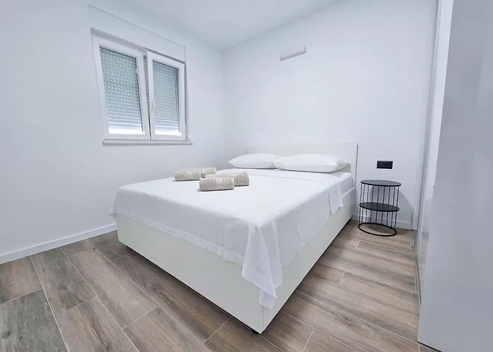 Appartement Avdic Makarska