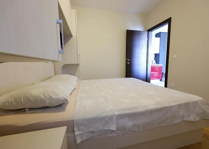 Avdic Appartement *